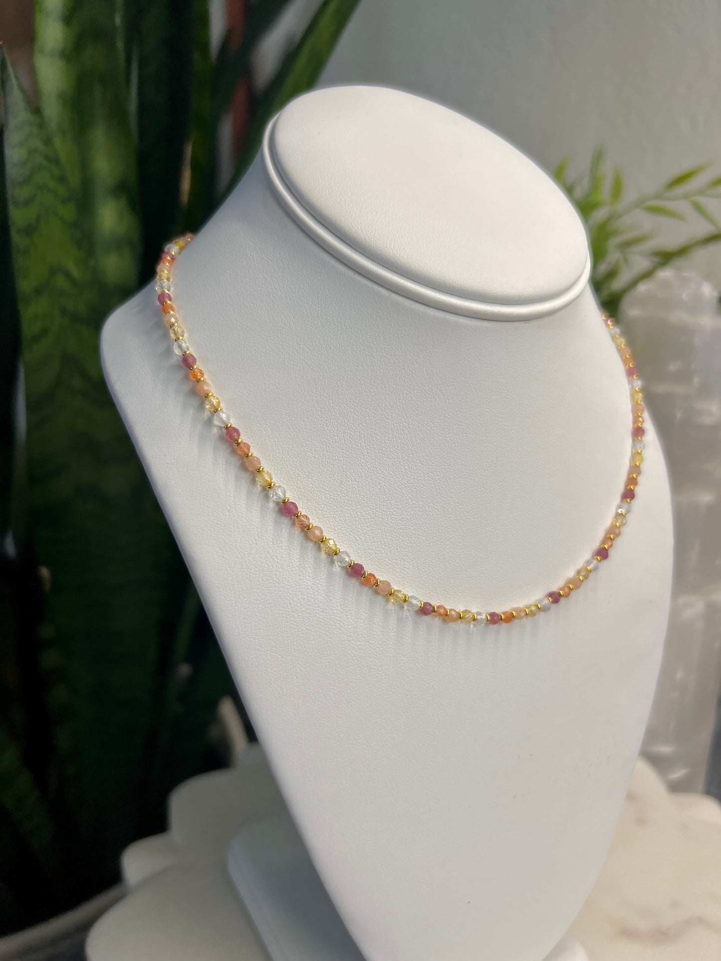 Begonia Micro Necklace