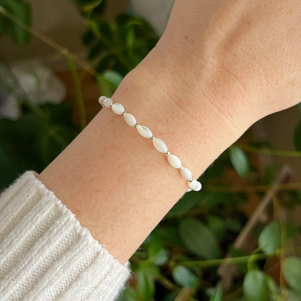 Mother of Pearl Stretch Bracelet